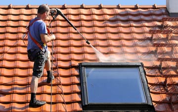 roof cleaning Crown Hills, Leicestershire
